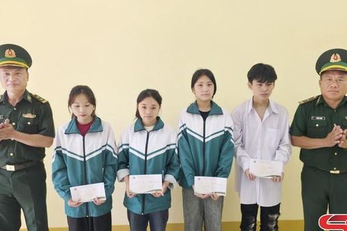 Ươm mầm xanh nơi biên giới