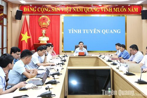 Đẩy nhanh tiến độ các dự án thuộc Chương trình MTQG phát triển kinh tế -xã hội vùng đồng bào DTTS & MN
