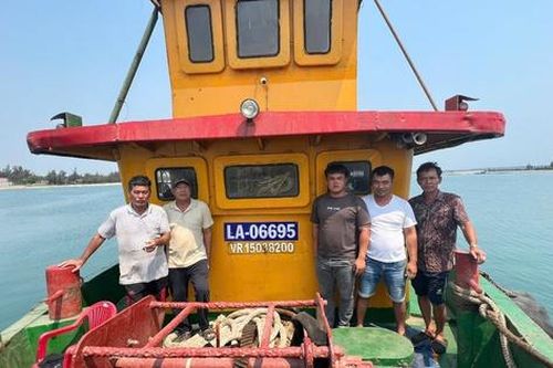 Vụ chìm sà lan 9 người chết, mất tích: Quảng Ngãi yêu cầu khẩn trương trục vớt tàu kéo