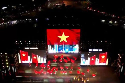Nghệ An: Chương trình 'Từ Làng sen đến thành phố Hồ Chí Minh' và bế mạc lễ hội Làng Sen năm 2025