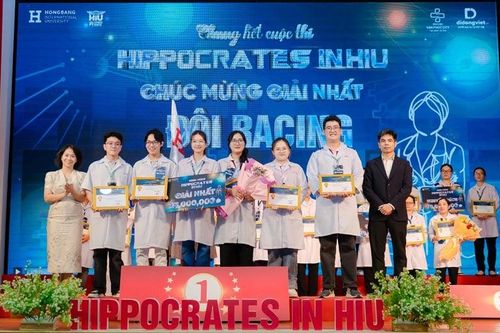 Sinh viên ngành y thử 'lửa' nghề qua cuộc thi học thuật