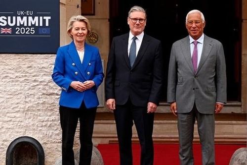 Anh và EU đồng ý tái thiết lập quan hệ thương mại và quốc phòng
