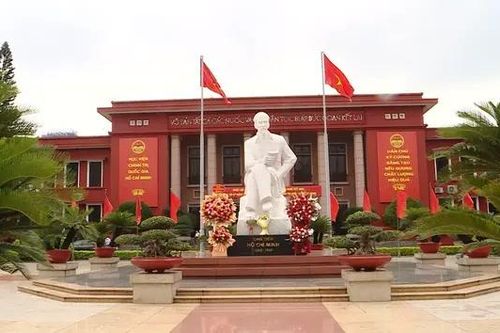 Lan tỏa tinh thần học và làm theo tấm gương của Bác