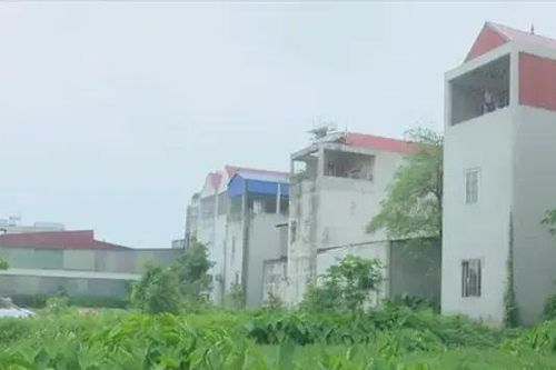 Hàng trăm hộ dân mòn mỏi chờ cấp sổ đỏ