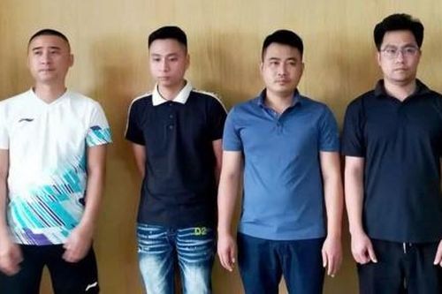 Triệt xóa đường dây mỗi ngày sản xuất hàng tấn khí cười