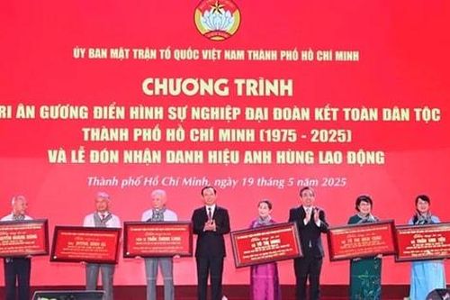 TP Hồ Chí Minh tri ân 49 gương điển hình sự nghiệp đại đoàn kết toàn dân tộc