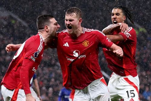 13 cầu thủ nguy cơ vắng mặt ở chung kết Europa League