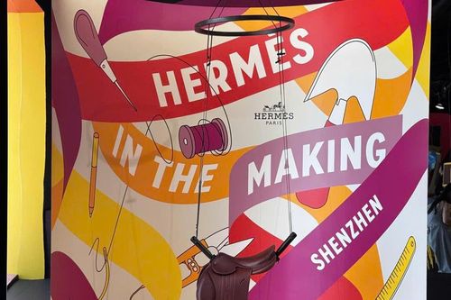 Hermès đưa nghệ nhân đến 'đáp trả' hàng nhái Trung Quốc