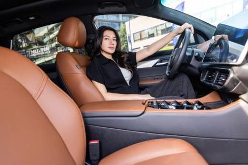 Lái thử VinFast VF 8, nữ tay đua chuyên nghiệp Indonesia thốt lên: 'Đây là chiếc xe tuyệt vời!'