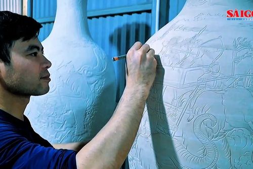 Khát vọng vẽ lịch sử bằng hồn đất quê hương