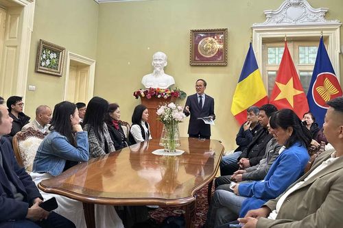 Kỷ niệm 135 năm Ngày sinh Chủ tịch Hồ Chí Minh tại Romania