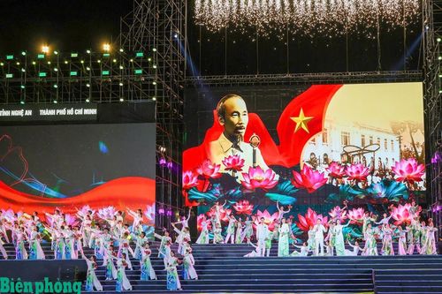Lễ hội Làng Sen năm 2025 khép lại với nhiều ấn tượng tốt đẹp