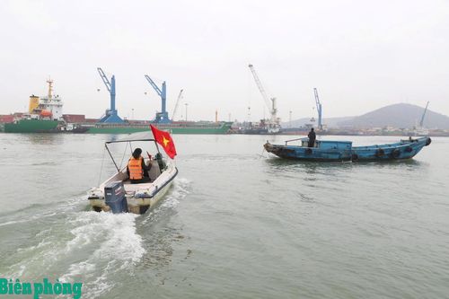 Hai nạn nhân đuối nước khi tắm biển