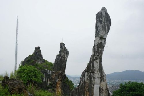 Thanh Hóa đầu tư 17 tỷ đồng gia cố di tích hòn Vọng Phu