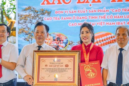 Cao trà mục nhan xác lập Kỷ lục Việt Nam về hàm lượng polyphenol