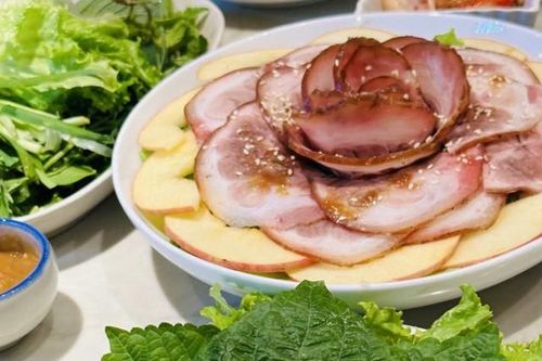 3 không khi ăn thịt chân giò
