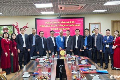 Đoàn công tác của tỉnh làm việc với Hội Đồng hương Nghệ An tại Liên bang Nga