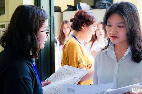 Nhóm ngành khó bị thay thế bởi AI cho các sĩ tử theo khối KHXH lựa chọn