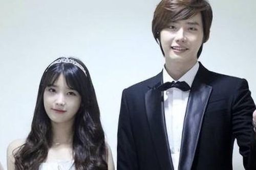 IU và Lee Jong Suk vướng nghi vấn 'đường ai nấy đi'