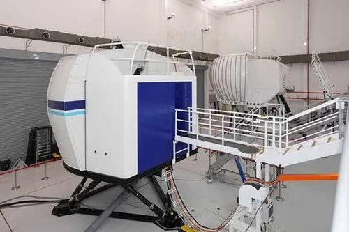 Malaysia có buồng lái mô phỏng trực thăng Airbus H175 mới