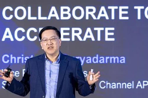 Nhiều doanh nghiệp kho hàng muốn ứng dụng AI tăng hiệu suất công việc