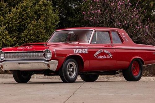 Xe đua Dodge Hemi 1964 hàng hiếm lên sàn đấu giá