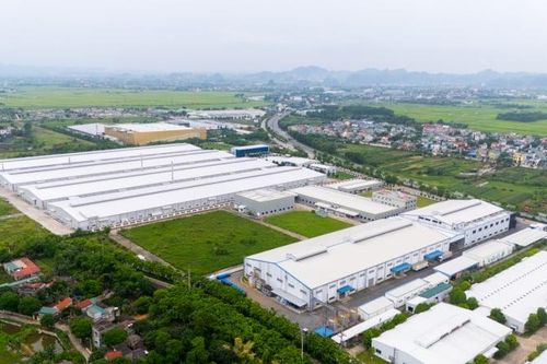 Khu công nghiệp phía Nam sông Hồng dậy sóng