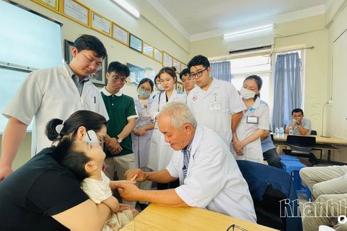 Ngày 24 và 25-5: Khám và phẫu thuật các bệnh lý về dị tật ở trẻ em