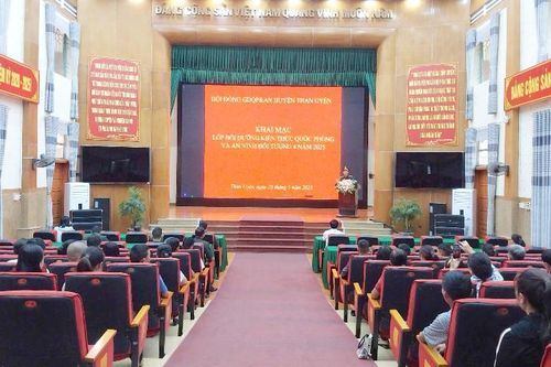 Khai mạc lớp Bồi dưỡng kiến thức quốc phòng-an ninh cho đối tượng 4