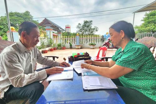 Người Bí thư khéo làm dân vận