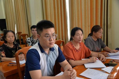 Ủy Ban MTTQ Việt Nam thành phố Lạng Sơn lấy ý kiến góp ý dự thảo Nghị quyết sửa đổi Hiến pháp năm 2013