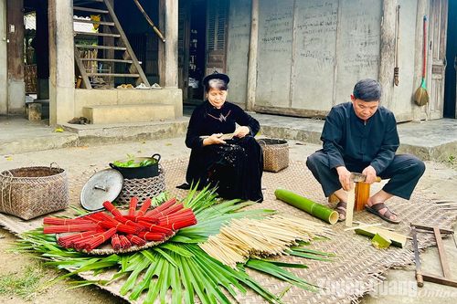Chuyện đũa tre của người Tày