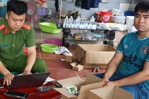 Khởi tố chủ cơ sở sản xuất, bán hơn 100.000 đơn hàng mỹ phẩm giả tại Bắc Giang