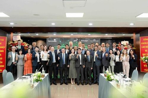 Vietcombank hợp tác cùng Salesforce thúc đẩy đổi mới sáng tạo ứng dụng trí tuệ nhân tạo