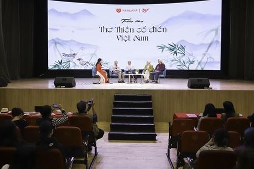 Triển lãm Thơ Thiền cổ điển Việt Nam tại Trường Đại học Văn Lang