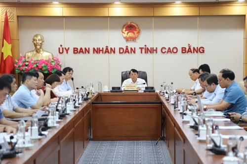 Thủ tướng Phạm Minh Chính chủ trì hội nghị thúc đẩy động lực tăng trưởng đầu tư công năm 2025