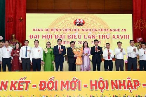 Vững chắc đưa Bệnh viện Hữu nghị Đa khoa Nghệ An trở thành bệnh viện hạng đặc biệt