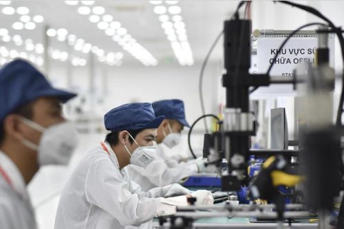 Doanh nghiệp cần làm gì để không bị lùi lại phía sau?