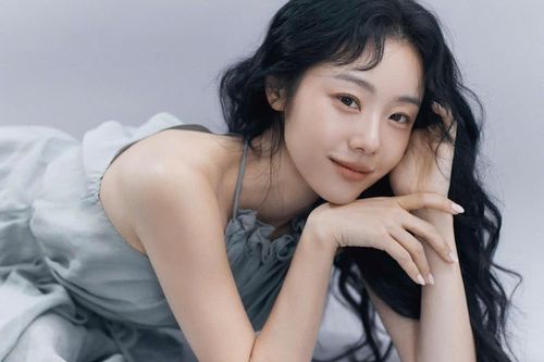 Mỹ nhân 'Khi hoa trà nở' sinh con đầu lòng ở tuổi U40