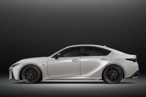 Lexus IS 500 Ultimate Edition - Lời tri ân cuối dành cho động cơ V8