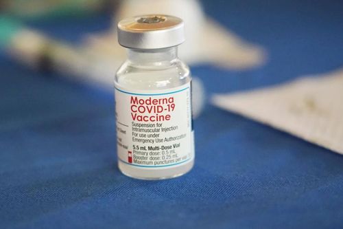 Mỹ công bố chính sách mới về tiêm mũi nhắc lại đối với vaccine Covid-19