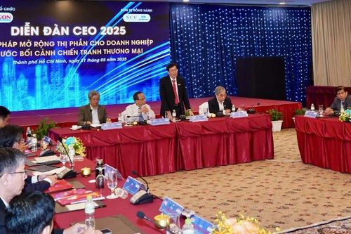 Hiến kế để doanh nghiệp mở rộng thị phần trong bối cảnh 'thương chiến'
