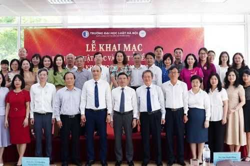 Khai mạc Diễn đàn Luật học và Phát triển năm 2025