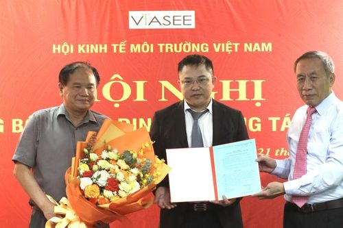 Nhà báo Nguyễn Tường Quân làm Tổng Biên tập Tạp chí Kinh tế Môi trường