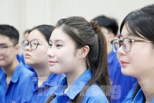 Học sinh Bắc Ninh học pháp luật qua phiên tòa thực tế