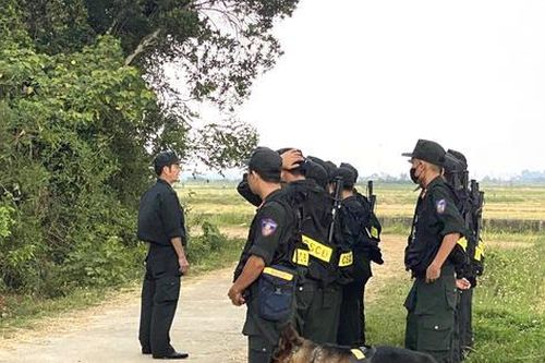 Nhắc nhở nộp tiền điện, người đàn ông bị đâm tử vong