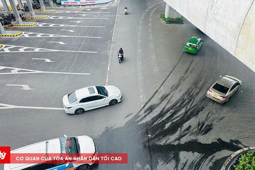 Ô tô chạy bát nháo trước Nhà ga T3: Sẽ điều chỉnh các làn xe