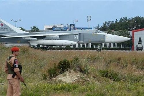 Căn cứ quân sự của Nga ở Syria bị tấn công