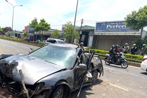 Khởi tố tài xế gây tai nạn khiến 3 người thương vong