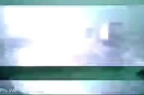 Sét suýt đánh trúng xe ô tô đang chạy nhanh trên cao tốc Pháp Vân